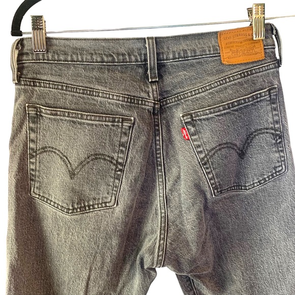 Levi’s Wedgie Break A Leg Tapered Jeans sz 28 - Picture 9 of 13